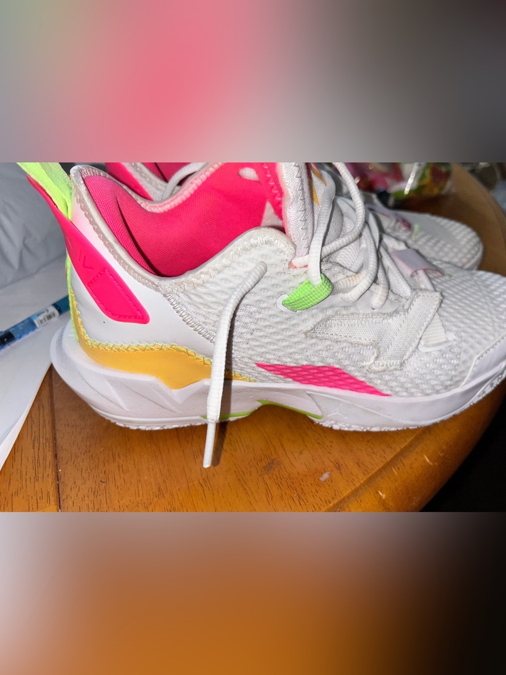 Jordan Womens basketball or everyday sneakers sz 7 run a little big